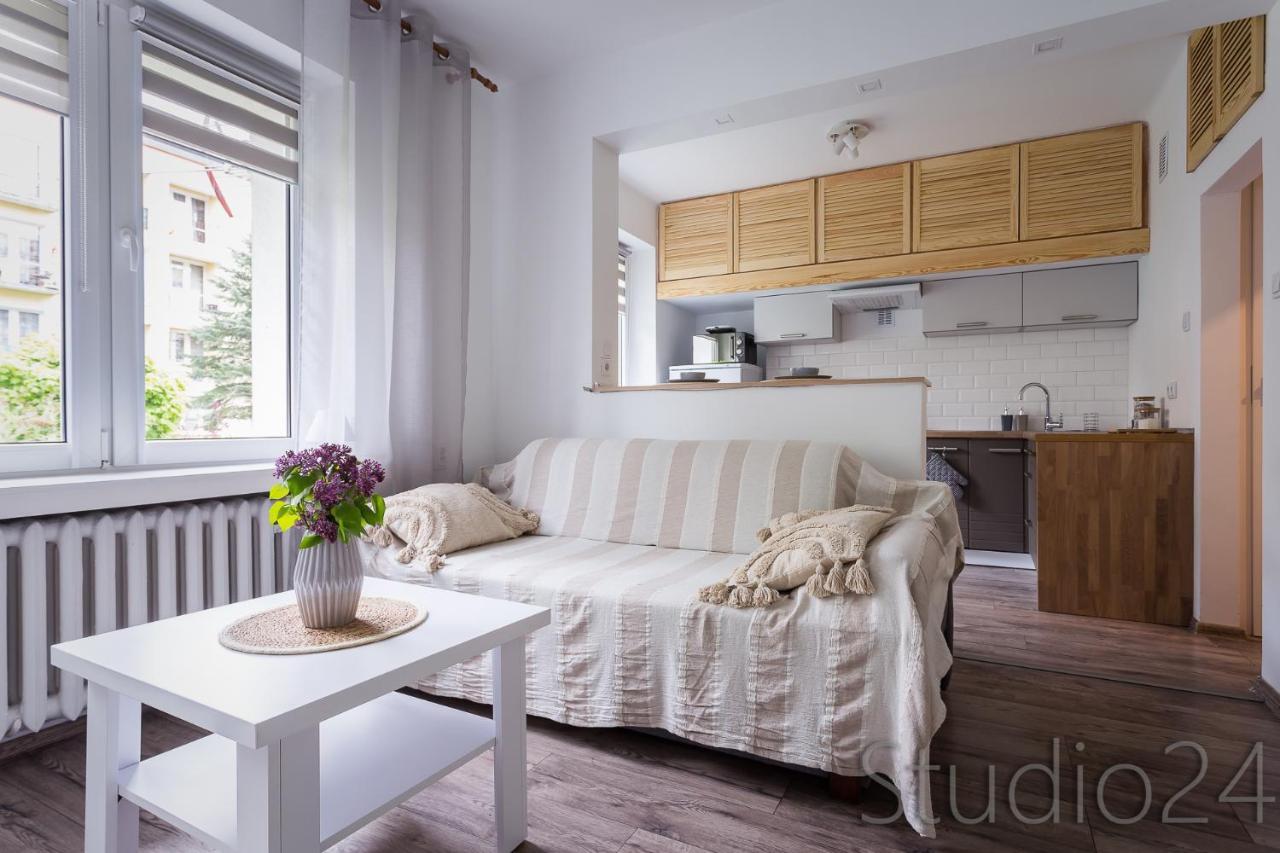 Apartment 24